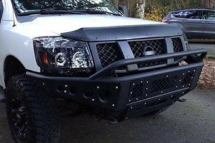 Heavy-duty front bumper for Nissan Titan trucks
