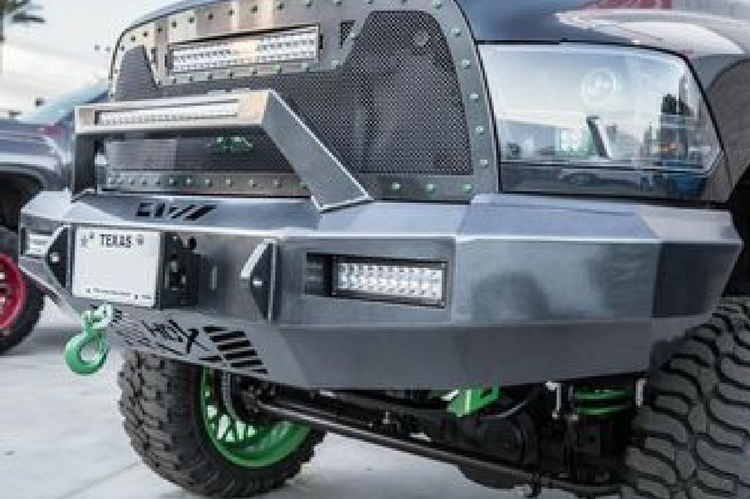 Rugged Westin steel front bumper for Dodge Ram 2500/3500 heavy-duty trucks