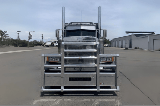 Ali Arc PB123XCQ 16" aftermarket bumper for Peterbilt 388/389 SFA 2008–2025 with 4-post quick release design.