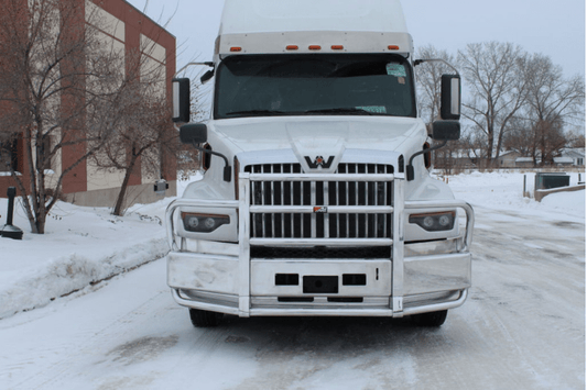 Ali Arc WS198BCQ angled aftermarket bumper for Western Star 57X 2023–2025, with Q-Latch and CAS.