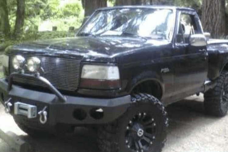 Iron Bull Front Bumper #1 for 1992–1997 Ford F250/F350 Super Duty, featuring a heavy-duty and custom Ford bumper designed for superior protection and rugged off-road performance