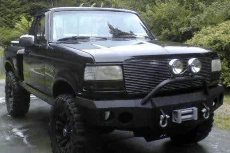 Iron Bull Front Bumper #1 for 1992–1997 Ford F250/F350 Super Duty, featuring a heavy-duty and custom Ford bumper designed for superior protection and rugged off-road performance