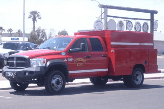 Iron Bull bumper #13 – steel front bumper Dodge Ram 4500/5500 2006–2009 with fender flare adapters, designed for bold style and heavy-duty front-end protection