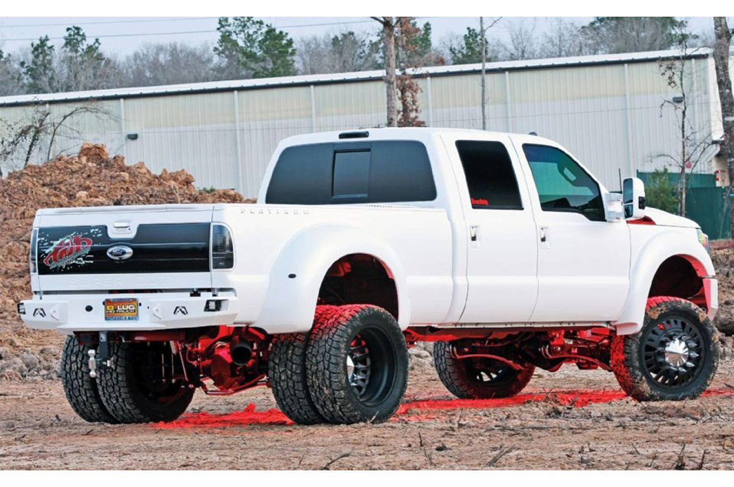 Fab Fours FS08-W1351-1 Premium Rear Bumper/sensor Ford Superduty 1999-2016 - BumperOnly