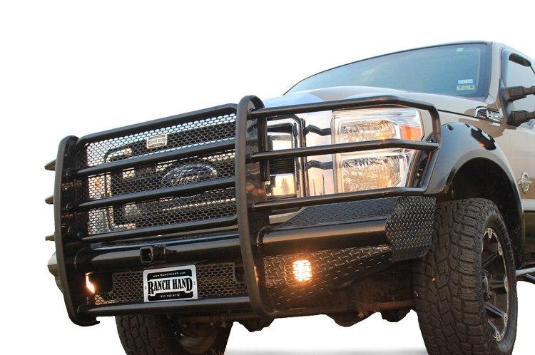 Ranch Hand FBF111BLR front bumper for Ford Super Duty with heavy-duty grille guard for deer protection