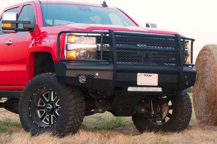 Off-road bumper Road Armor Vaquero 315VF6B for Silverado 2500/3500 2015-2019, black heavy-duty front bumper without winch mount