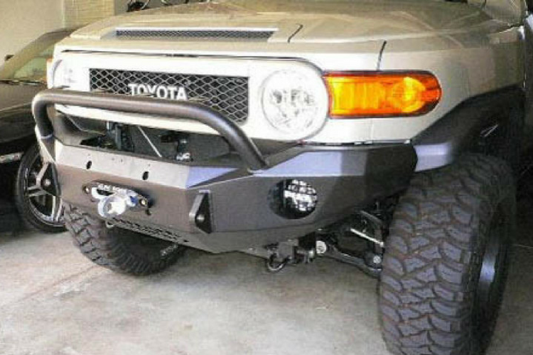 Road Armor Stealth FJ802B 2007-2014 Toyota FJ Cruiser Front Winch Ready Bumper Pre-Runner Style, Black Finish and Round Fog Light Hole