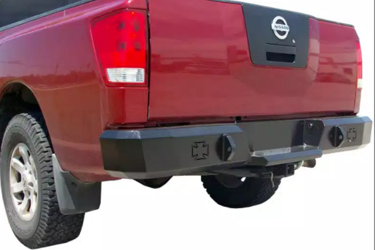 NISSAN TITAN