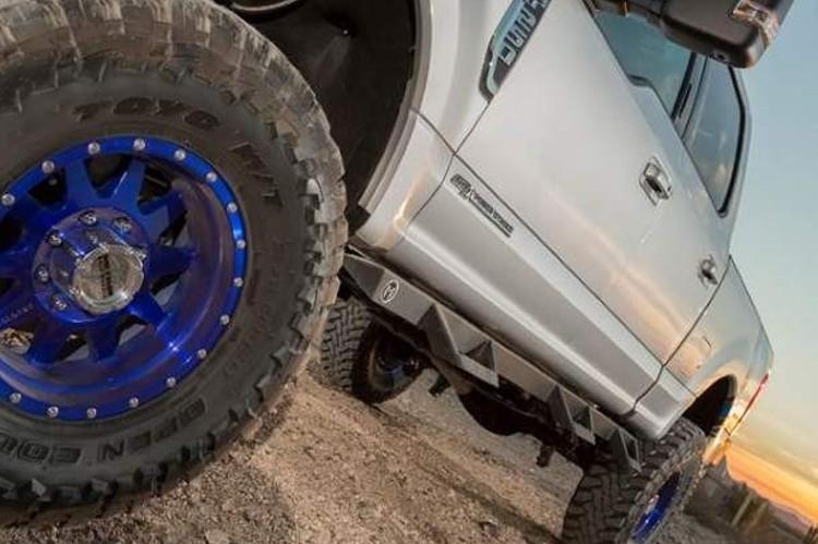 Magnum Raptor Series Ford RT Steps – BumperOnly