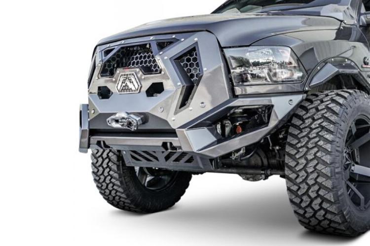 Dodge Ram 2500 Heavy Duty Front View