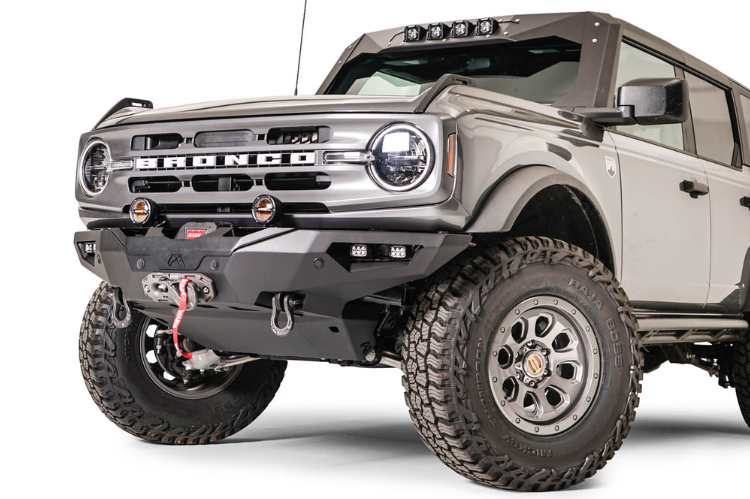Fab Fours Premium Ford Bronco Front Bumpers
