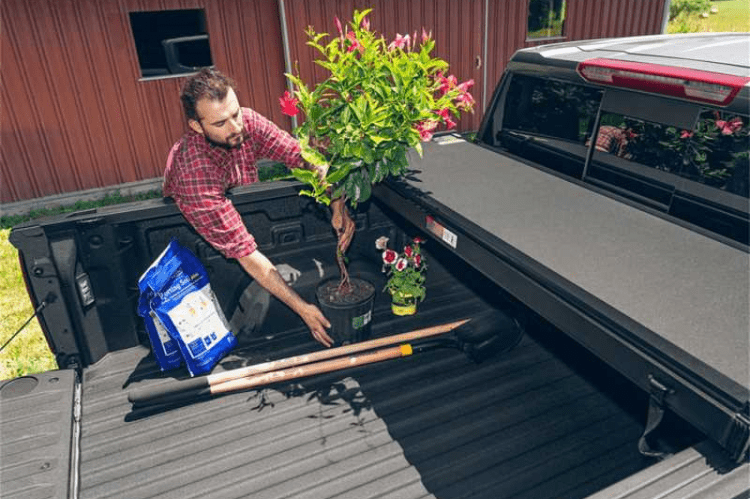 Extang Solid Fold ALX 2015-2019 GMC Sierra 2500/3500 8' Tonneau Cover 88455
