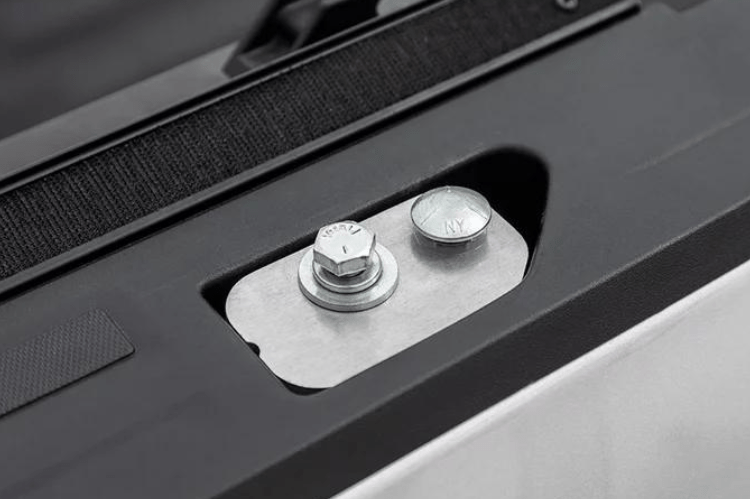 Access F3020122 GMC Sierra 2500HD/3500HD 2020-2022 Adarac Aluminum Truck Bed Rack System
