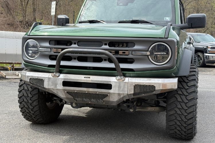 Affordable Offroad modular front bumper 100-8020 for 2021-2026 Ford Bronco with lights and bullbar durable offroad protection