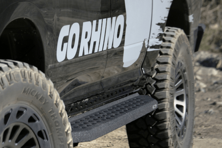 Go Rhino 69404887T GMC Sierra 2500HD/3500HD 2020-2025 RB20 Running Boards Crew Cab with Mounting Brackets Kit