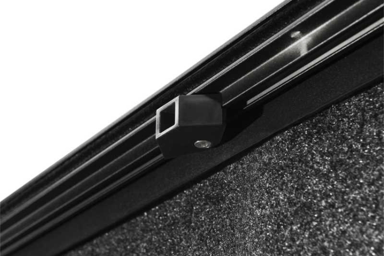 Retrax IX 1999-2006 GMC Sierra 2500/3500 6'6" Tonneau Cover 30402