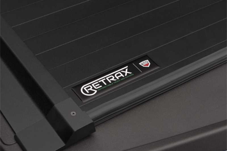 Retrax IX 1999-2006 GMC Sierra 2500/3500 6'6" Tonneau Cover 30402