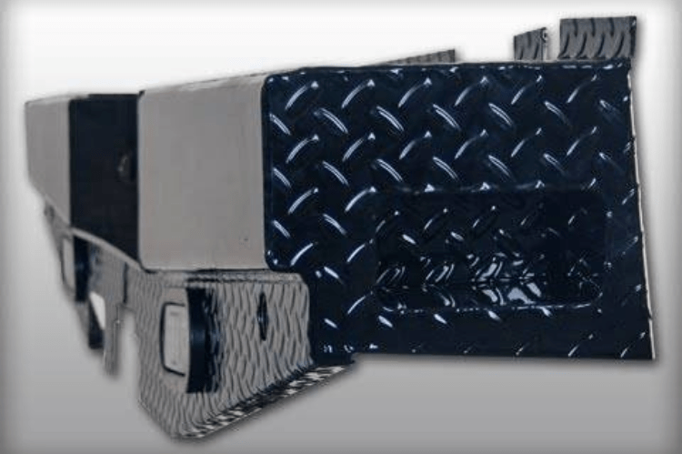 Heavy-duty off-road replacement bumper for Dodge Ram 2500/3500 (2019–2021), Roughneck RGNK-BRBSD19HDL with diamond tread finish.