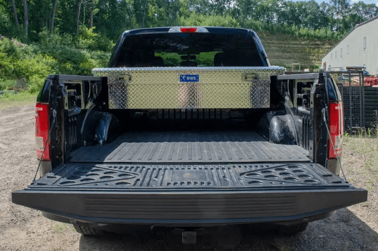 UWS TBS-69-LP Dodge Ram 2500/3500 2011-2018 69" Crossover Truck Tool Box with Low Profile Bright Aluminum