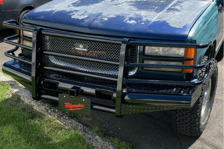 Ranch Hand FBC881BLR 1988-1998 Chevy Silverado 2500/3500 Legend Series Front Bumper