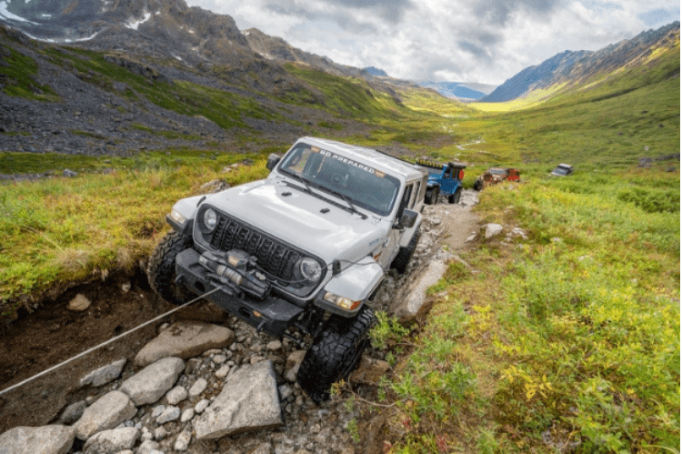 Warn ZEON XP 12-S 12000 lb truck winch, heavy-duty off-road recovery
