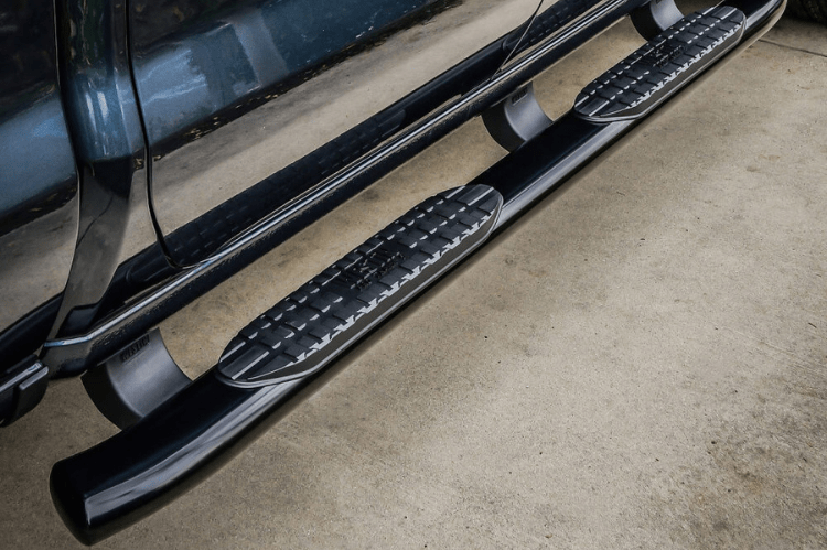 Westin 21-54125 2020-2023 GMC Sierra 2500/3500 PRO TRAXX 5 Oval Nerf Step Bars - Black