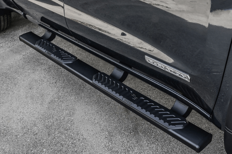 Westin 28-51265 2020-2023 GMC Sierra 2500/3500 R5 Nerf Step Bars - Black