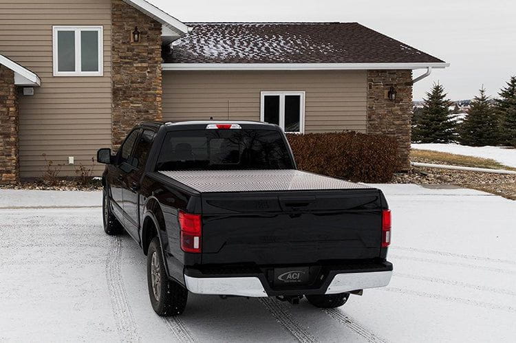 ACCESS® LoMax 2020-2023 GMC Sierra 2500/3500 6'8" Folding Hard Tonneau Cover B3020099