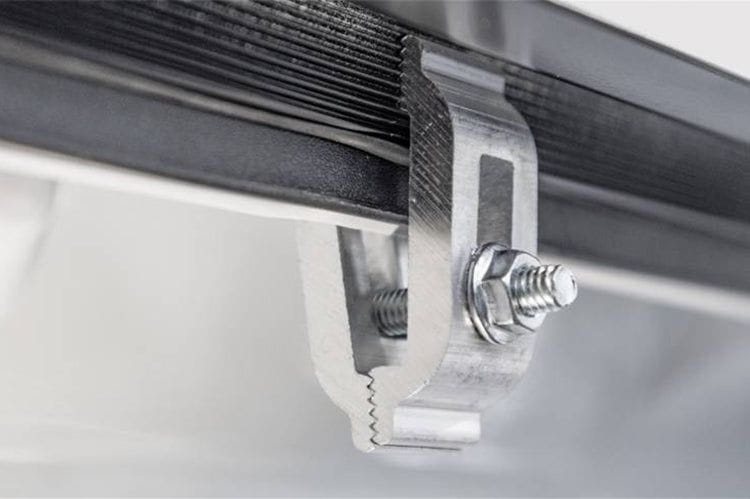 ACCESS® LoMax Hard Tri-Fold 2008-2016 Ford F250/F350/F450 Super Duty 6'8" Tonneau Cover B1010039