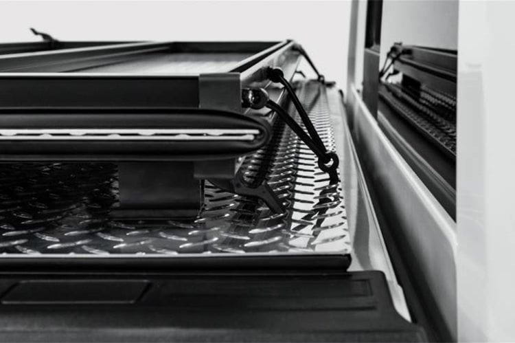 ACCESS® LoMax Hard Tri-Fold 2008-2016 Ford F250/F350/F450 Super Duty 6'8" Tonneau Cover B1010039