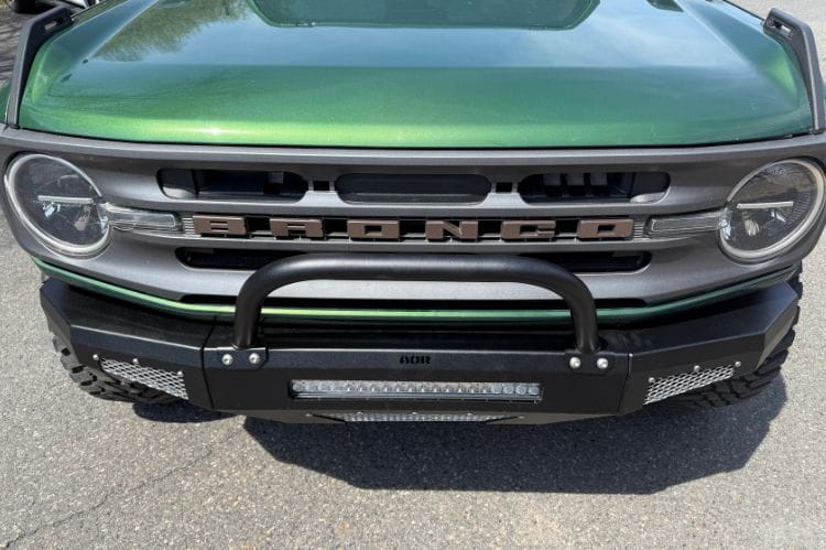 Affordable Offroad bumper 200-8020 for 2021-2026 Ford Bronco with lights and bullbar durable Affordable Offroad Bronco bumper