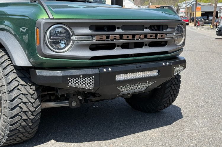 Affordable Offroad bumper 200-8020 for 2021-2026 Ford Bronco with lights and bullbar durable Affordable Offroad Bronco bumper