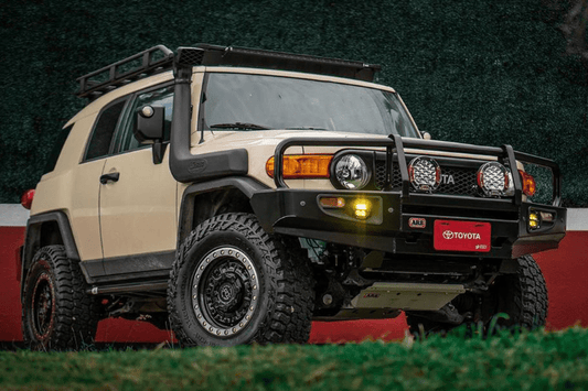 ARB 3420210B Toyota FJ Cruiser 2007-2014 Deluxe Front Bumper Winch Ready with Grille Guard, Black Powder Coat Finish