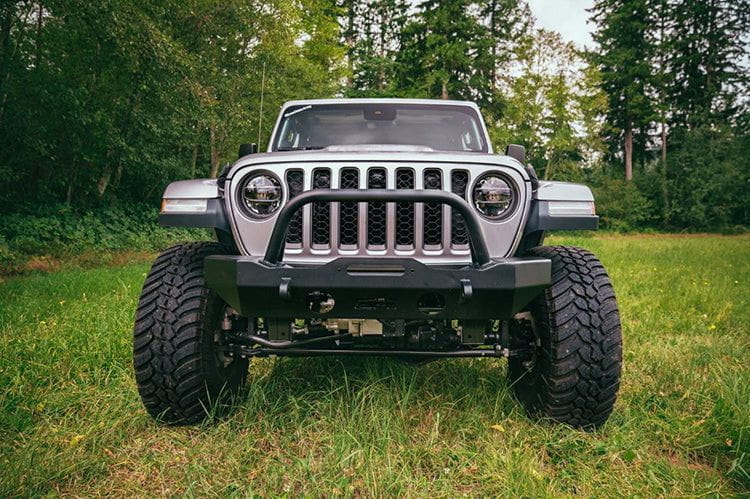 Body Armor JL-19532 Jeep Gladiator JT 2007-2024 Front Bumper Winch Ready Mid Stubby