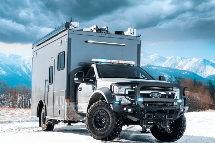 Bodyguard A2 Extreme front bumper CEF23N for 2023–2026 Ford F450/F550 Super Duty, DBL design heavy-duty steel protection.