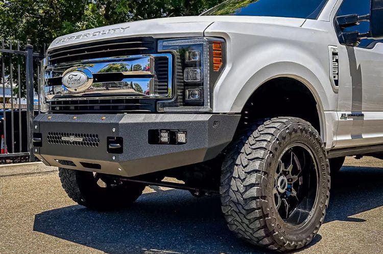 Durable Ford truck bumpers Chassis Unlimited Fuel CUB500140 heavy duty steel front guard for 2017-2022 Ford F250/F350 models.