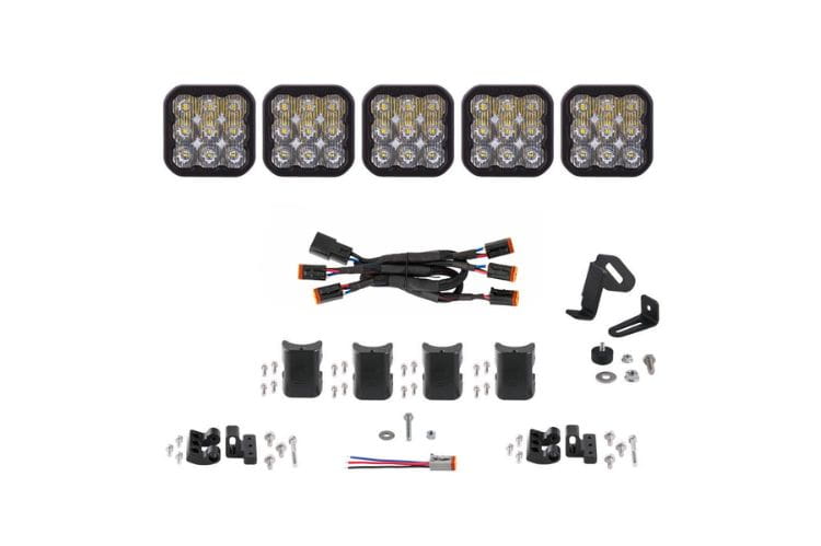 White LED light bar DD7208 by Diode Dynamics features five white Sport pods in a masterful 31.5" CrossLink driving configuration
