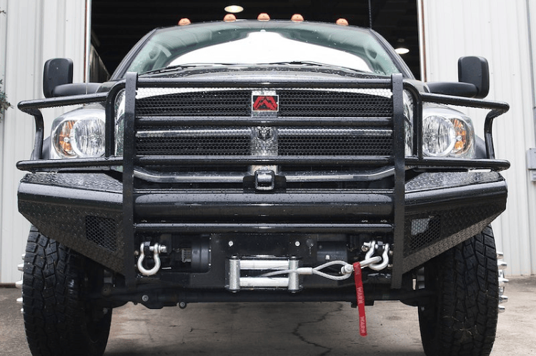 Fab Fours DR03-S1060-1 black steel front bumper full guard for Dodge Ram 2500/3500 2003–2005.