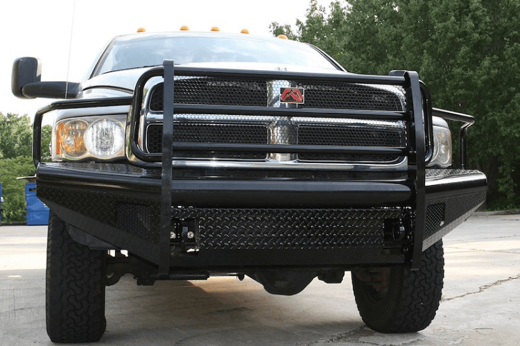 Fab Fours DR03-S1060-1 black steel front bumper full guard for Dodge Ram 2500/3500 2003–2005.