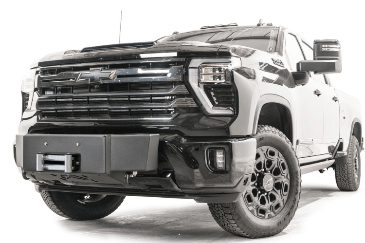 Winch mount bumpers for Silverado 2500/3500—Fab Fours CH24-N6161-1 heavy-duty front bumper, no guard, 2024–2025 fitment.