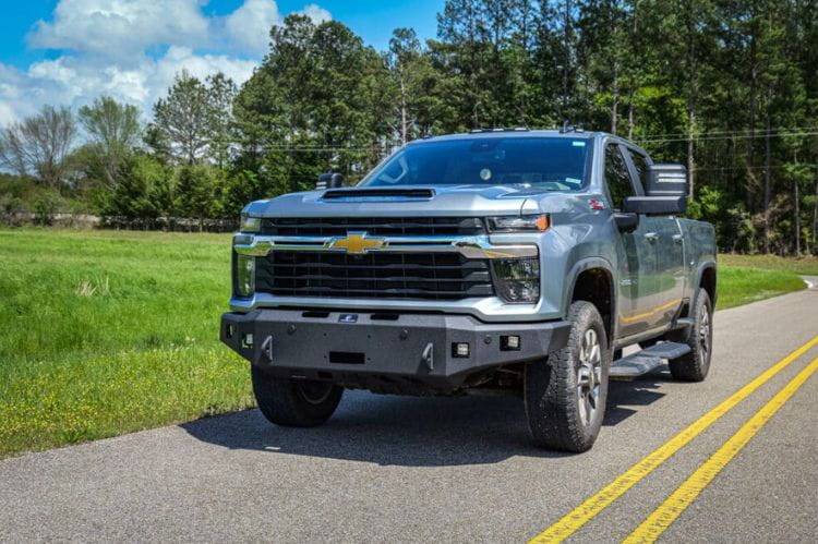 Hammerhead LowPro front winch bumper 600-56-1198 for 2024-2025 Chevy Silverado 2500/3500 durable low profile front bumper