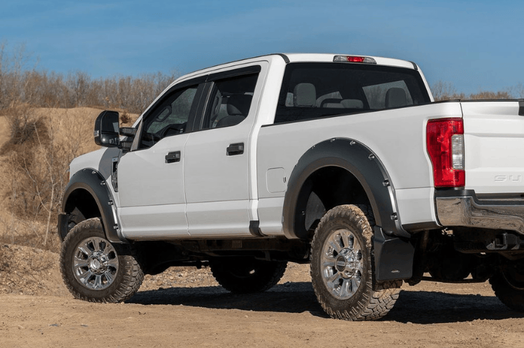 Husky Liner Pocket Style fender flares 2802942 for 2017–2022 Ford F250/F350 Super Duty, offering rugged protection and custom styling.