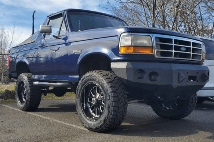 Iron Bull Front Bumper #1 for 1992–1996 Ford Bronco, showcasing a rugged and durable Ford Bronco front bumper replacement designed for strength and off-road protection