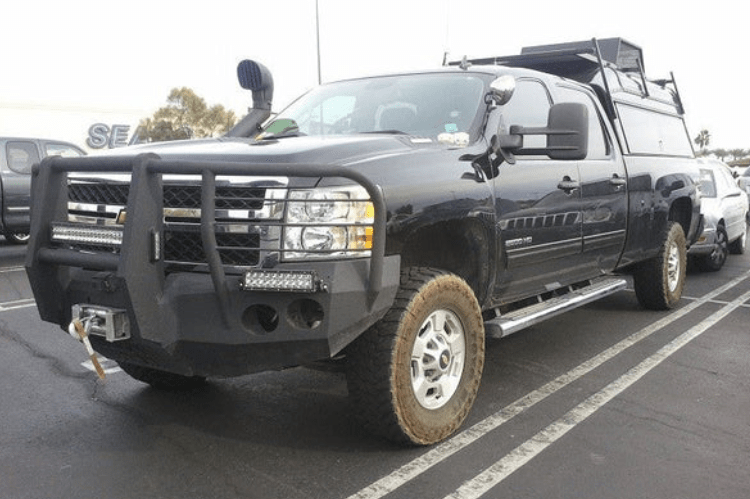 Iron Bull Heavy Duty Front Bumper installed on a Chevy Silverado 2500/3500 2007-2010, showcasing a durable Chevy Silverado front bumper design