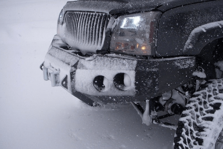 Iron Bull aftermarket front bumper for 2003-2007 Chevy Silverado 2500/3500, heavy-duty steel construction with bold upgrade design.