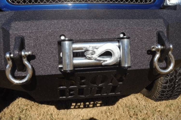 Iron Bull aftermarket front bumper for 2003-2007 Chevy Silverado 2500/3500, heavy-duty steel construction with bold upgrade design.