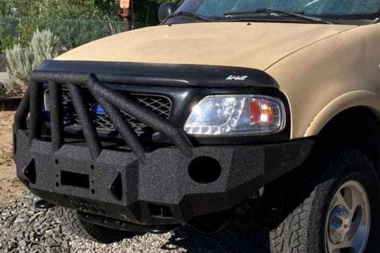 This offroad front bumper #20 from Iron Bull gives your 1997-2003 Ford F150 maximum structural defense on wild backcountry