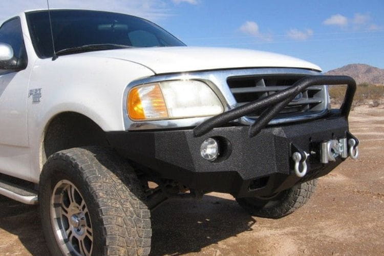 This offroad front bumper #20 from Iron Bull gives your 1997-2003 Ford F150 maximum structural defense on wild backcountry
