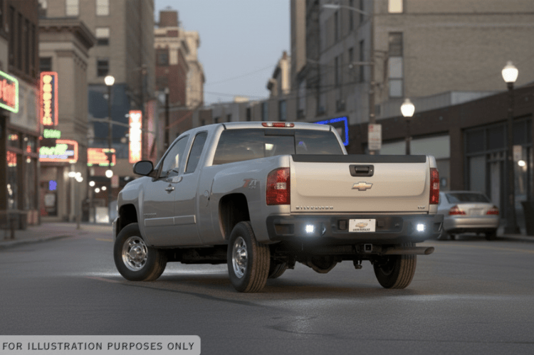 Night Raider Kit for a 2007 Silverado 2500, fixed up for hard use in the dark with heavy-duty Hammerhead bumpers and clear Rigid lights.