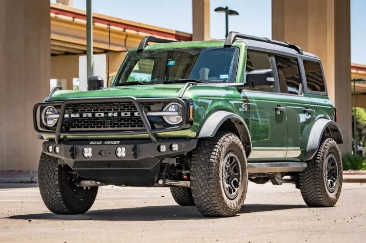 Road Armor Stealth mid width Lonestar Guard bumper 6213FNW5B for 2021-2026 Ford Bronco durable Road Armor front bumper